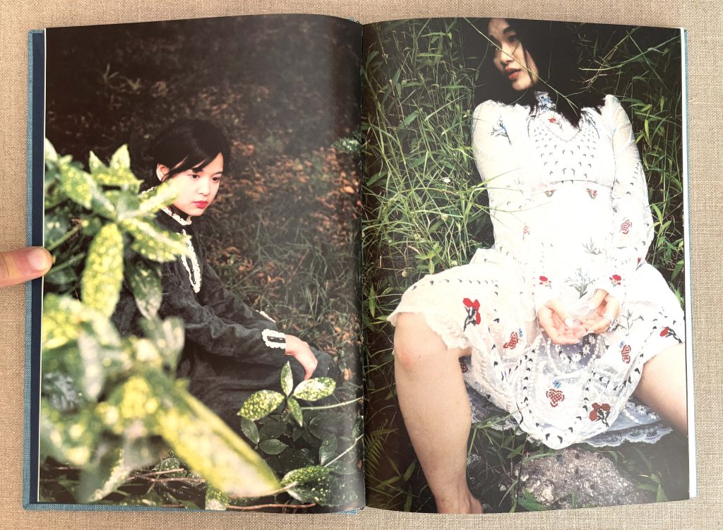 xià boqiàn cupboard memories love book hôtel (9)