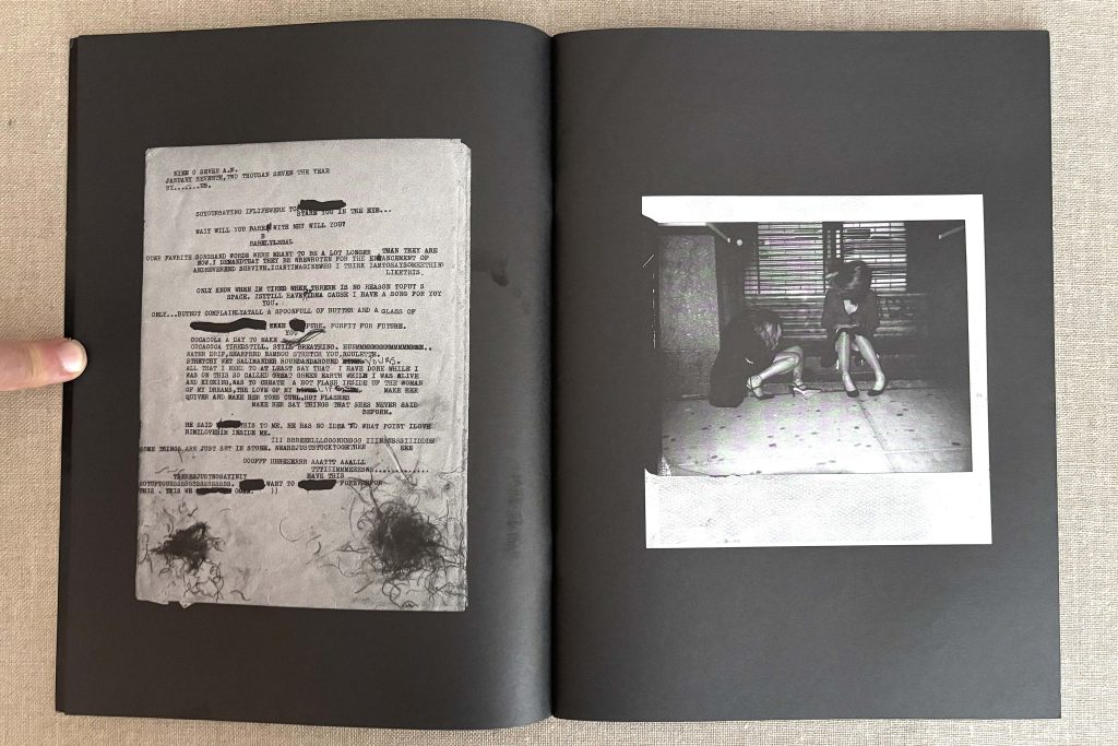dash snow the dash snow purple book you can't drink it if it's frozen love book hôtel (12)